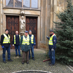 Gestaltung des Kirchplatzes